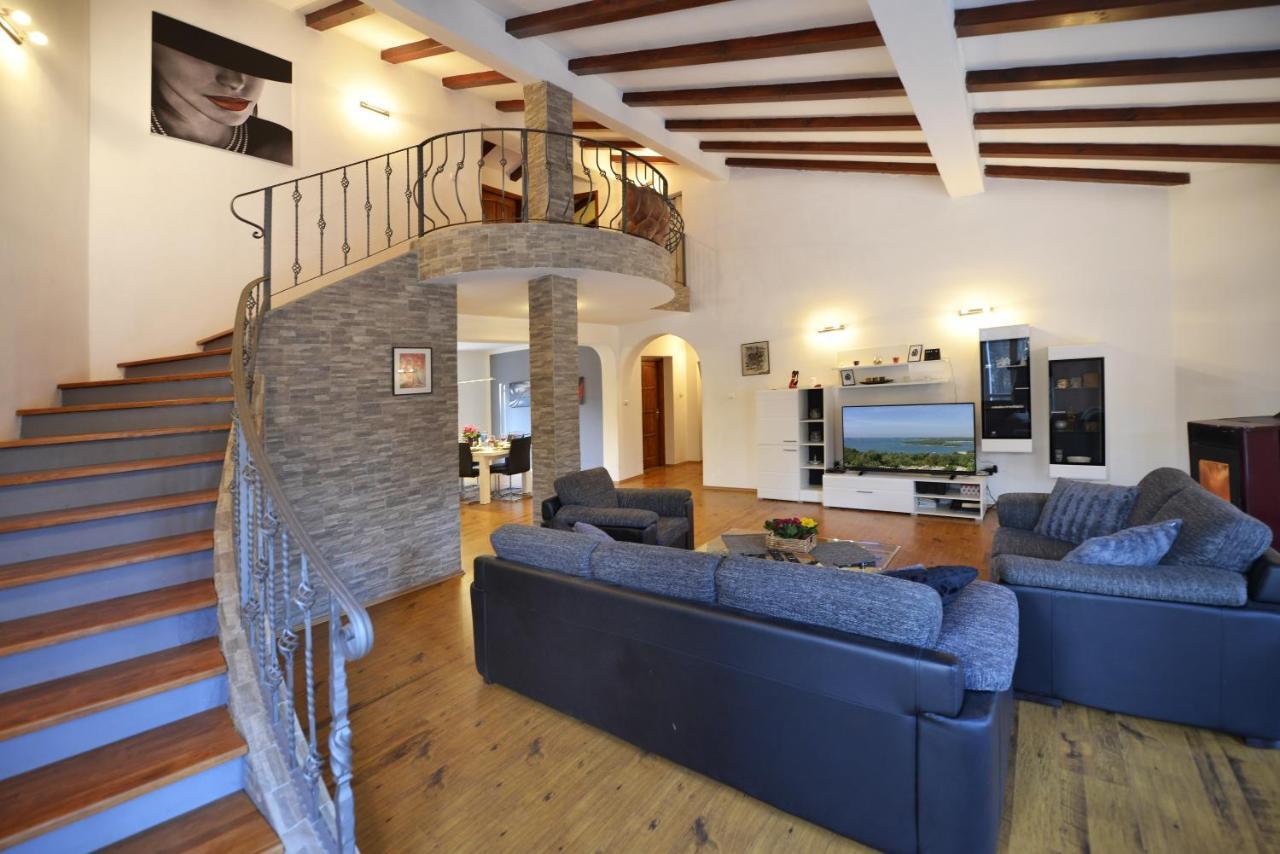 Villa Kristina Funtana Exteriér fotografie